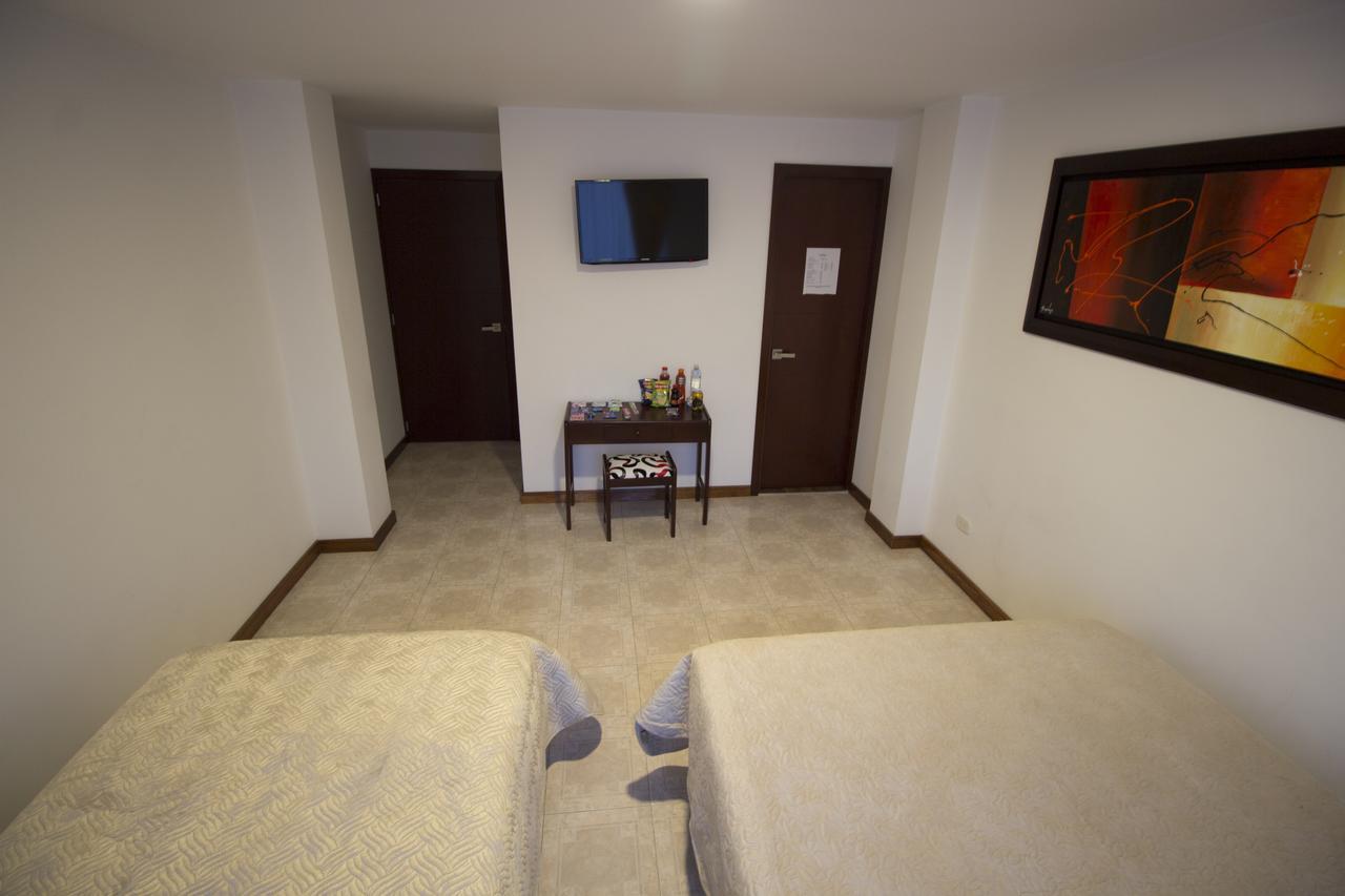 Hyg Hotel Пасто Екстериор снимка
